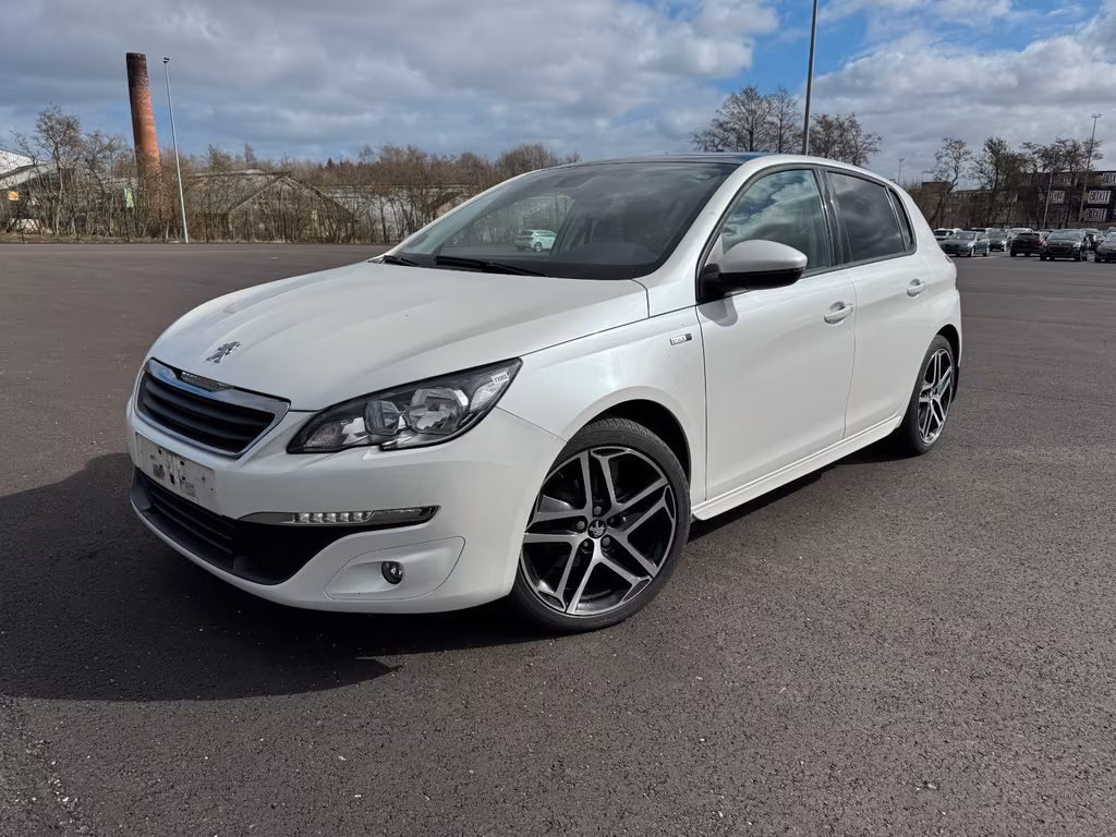 Peugeot 308 2017 - voiture d'occasion disponible chez German Auto Cars