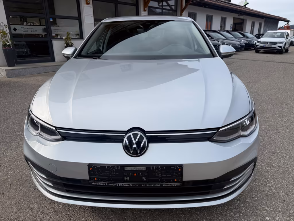 Volkswagen Golf 2023 - voiture d'occasion disponible chez German Auto Cars
