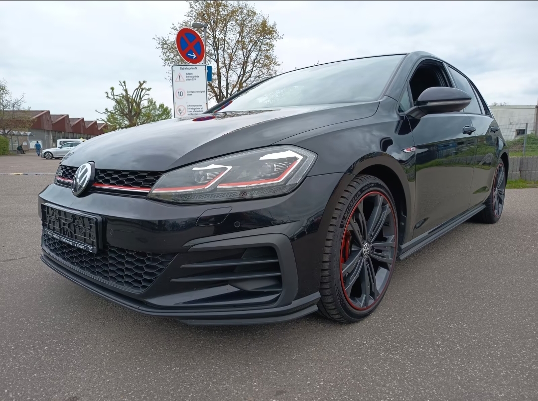 Volkswagen Golf 7.5 2018 - voiture d'occasion disponible chez German Auto Cars