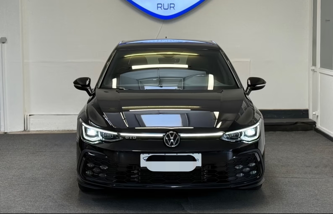 Volkswagen Golf 7.5 2023 - voiture d'occasion disponible chez German Auto Cars