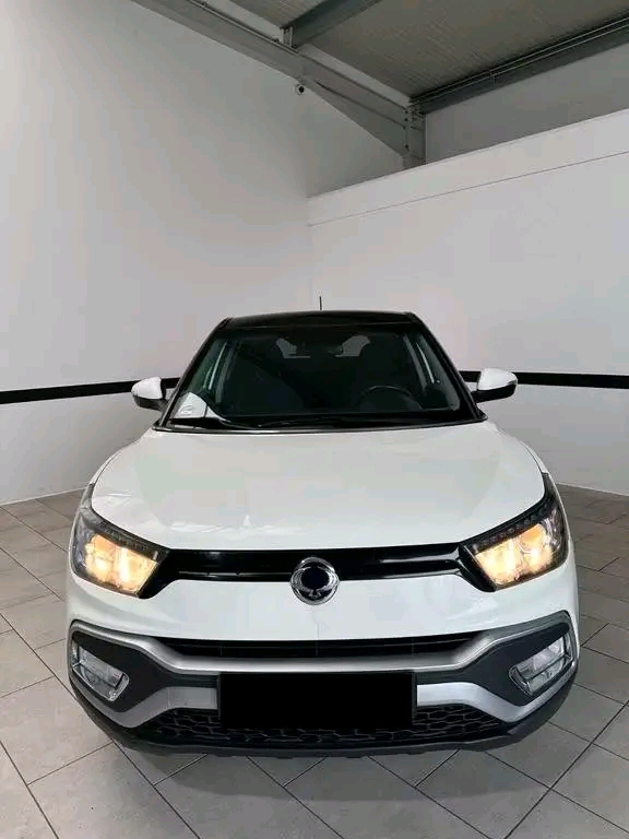 SsangYong XLV 2017 - voiture d'occasion disponible chez German Auto Cars