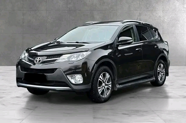 Toyota RAV4 2014 - voiture d'occasion disponible chez German Auto Cars
