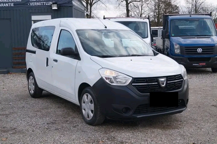 Dacia Dokker 2019 - voiture d'occasion disponible chez German Auto Cars