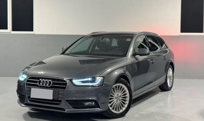 Audi A4 2014 - voiture d'occasion disponible chez German Auto Cars