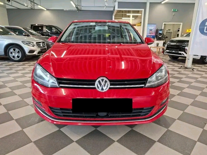 Volkswagen Golf 2013 - voiture d'occasion disponible chez German Auto Cars