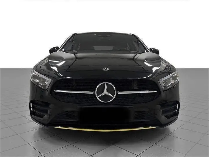 Mercedes-Benz A 200 2019 - voiture d'occasion disponible chez German Auto Cars